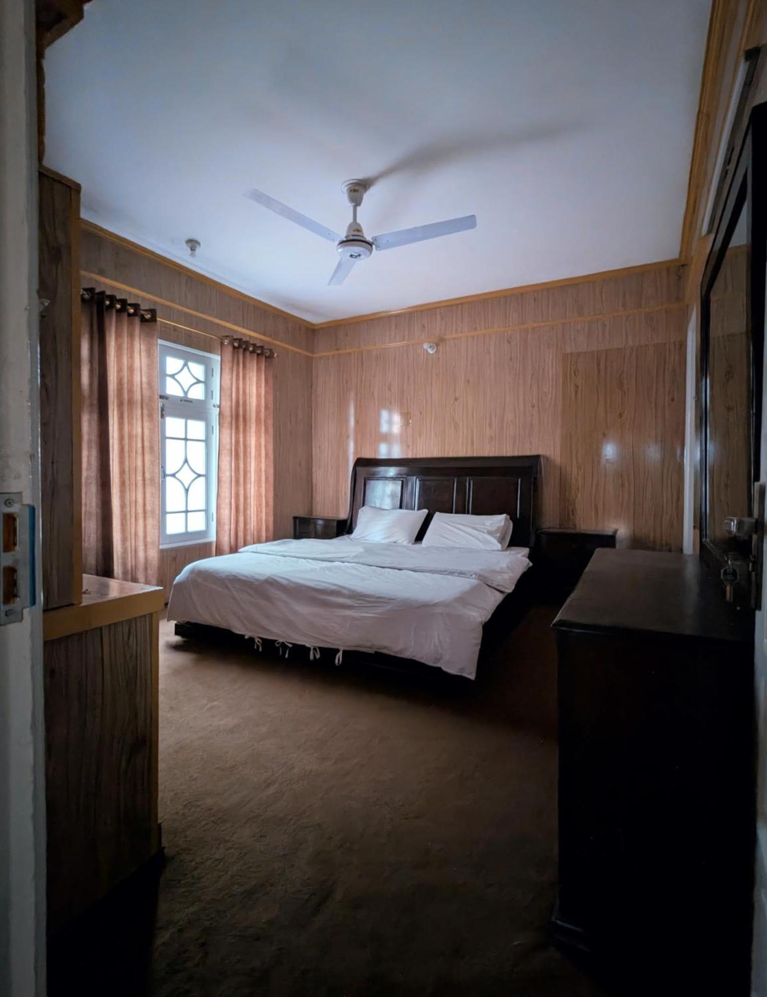 Taaj Residence Skardu Exterior foto