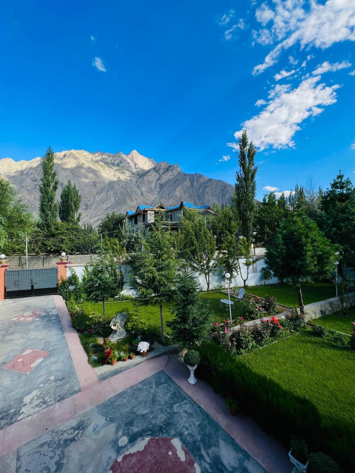 Taaj Residence Skardu Exterior foto